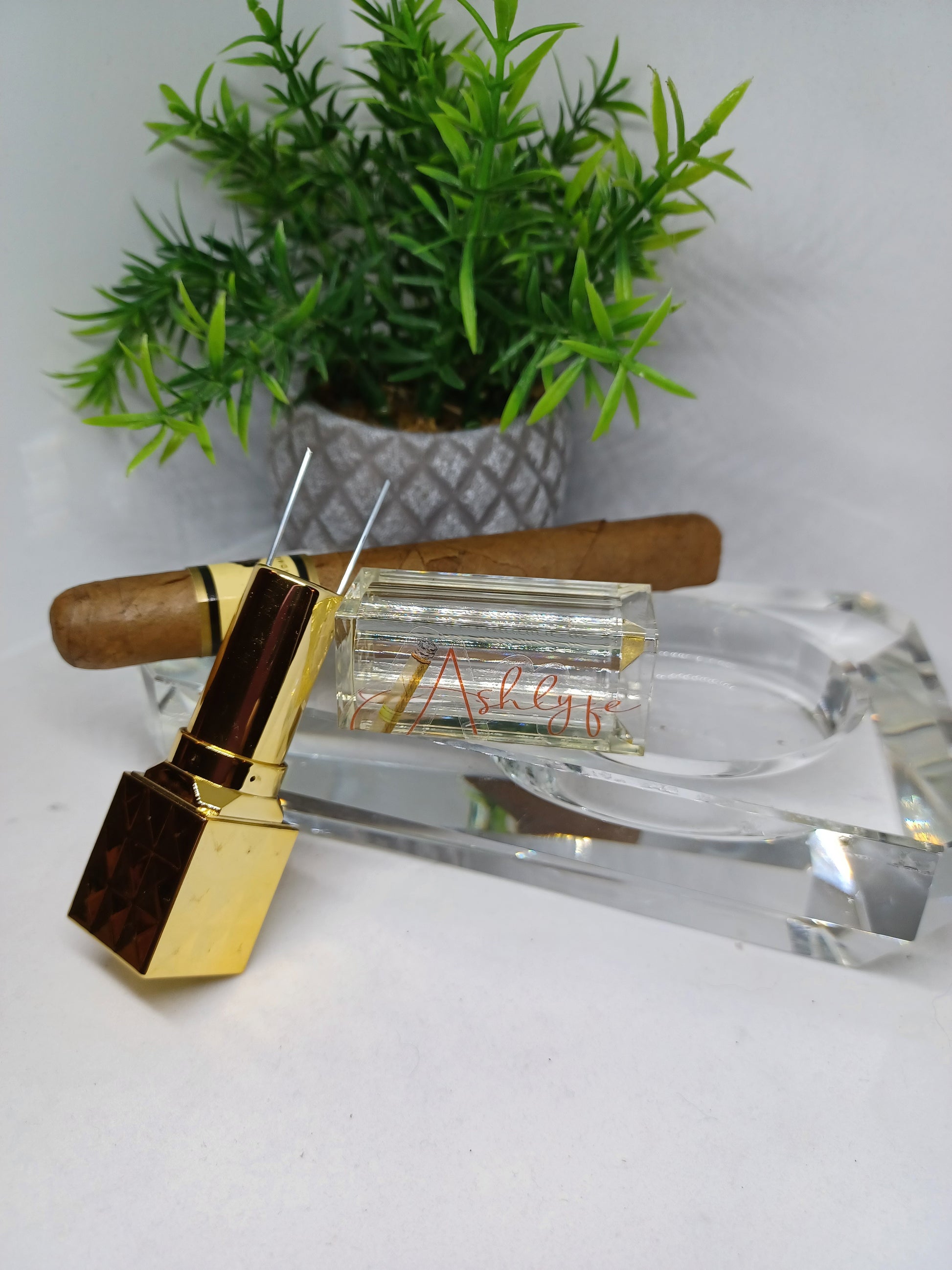 Golden Bronze Lyfe Cigar Poker/Nubber